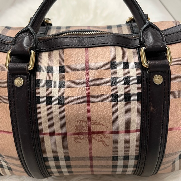 Burberry handbag - Picture 15 of 16